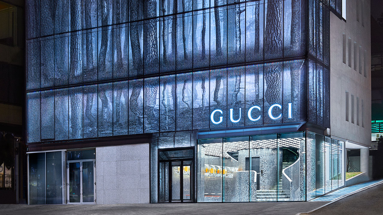 Luxury brand Gucci flagship store along 5th Avenue remains closed